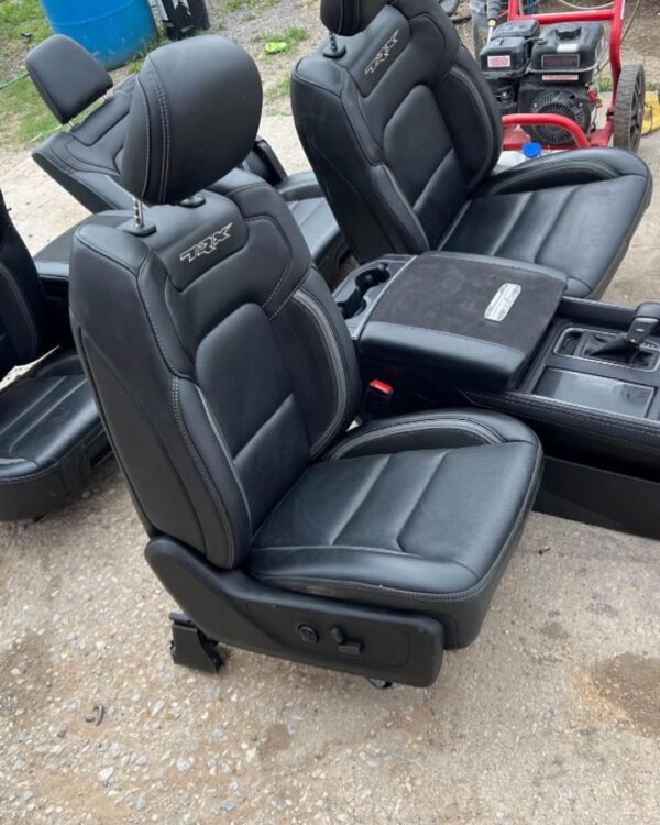 ram truck seats - Image 9